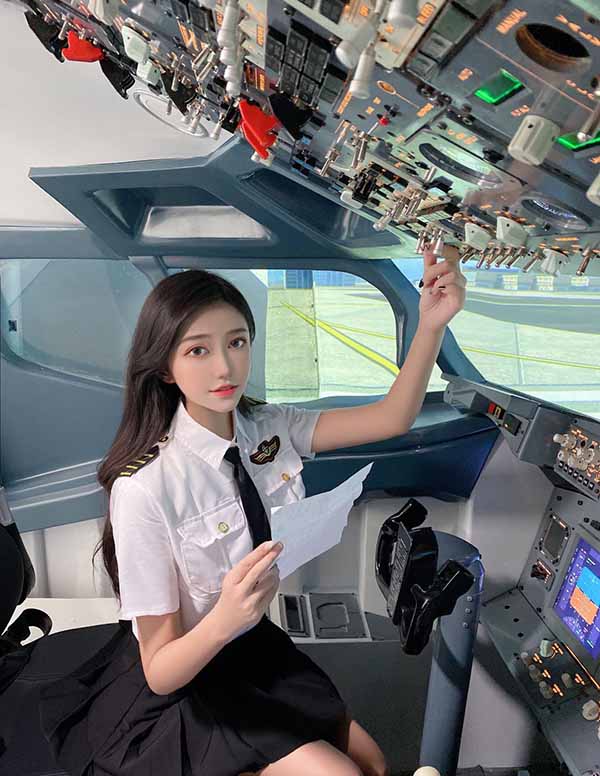 迪拜伴游大学生